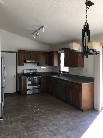 644 High Ridge Rd, River Falls, WI 54022
