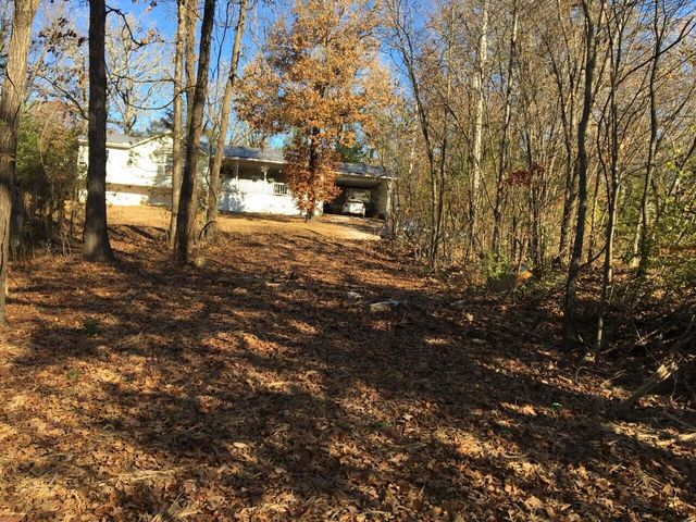 000 Perry Road, Lead Hill, AR 72644