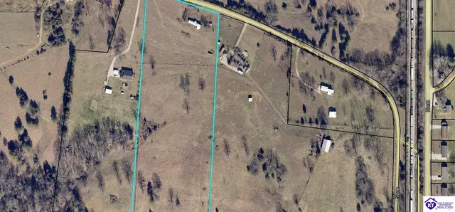 327 Falling Springs Church Rd, Bonnieville, KY 42713
