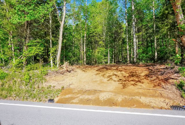 4205 Highway 49 #3, Tennessee Ridge, TN 37178
