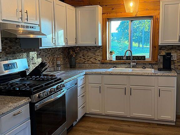 1000 W  6th St, Beardstown, IL 62618