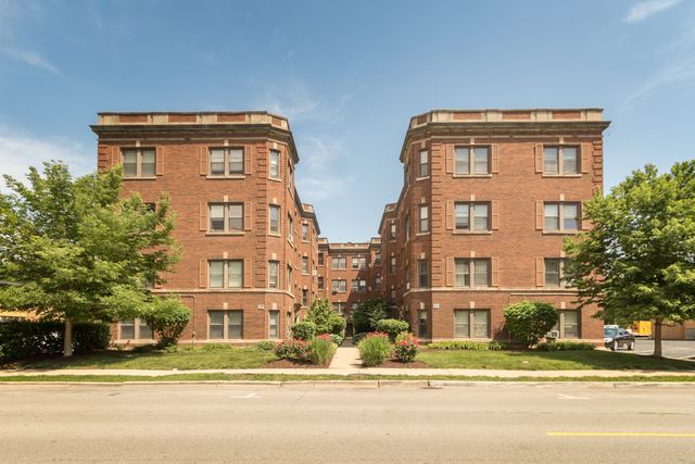 54 Forest Ave #3W, Riverside, IL 60546