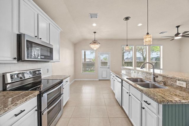 28130 Canyon Wren Dr, Katy, TX 77494