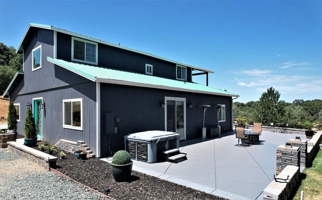 3102 Squirrel Holw, Somerset, CA 95684