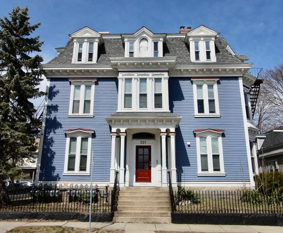 321 Union St #10, New Bedford, MA 02740