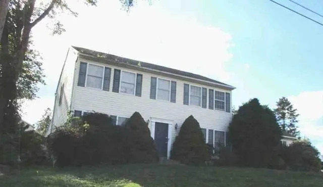 1635 8th St, Bethlehem, PA 18020