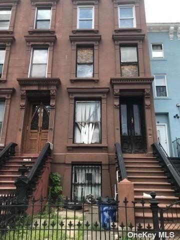 15 Jefferson Avenue, Brooklyn, NY 11238