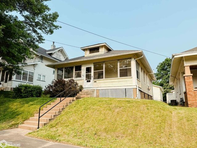 1511 Remey Ave, Burlington, IA 52601