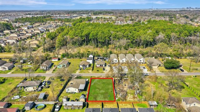 2021 Hampton St, Houston, TX 77088