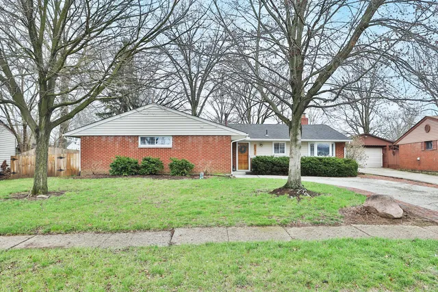 5650 Copenhagen Dr, Westerville, OH 43081