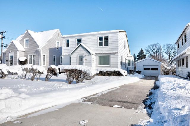 3524 South 45th STREET, Greenfield, WI 53220