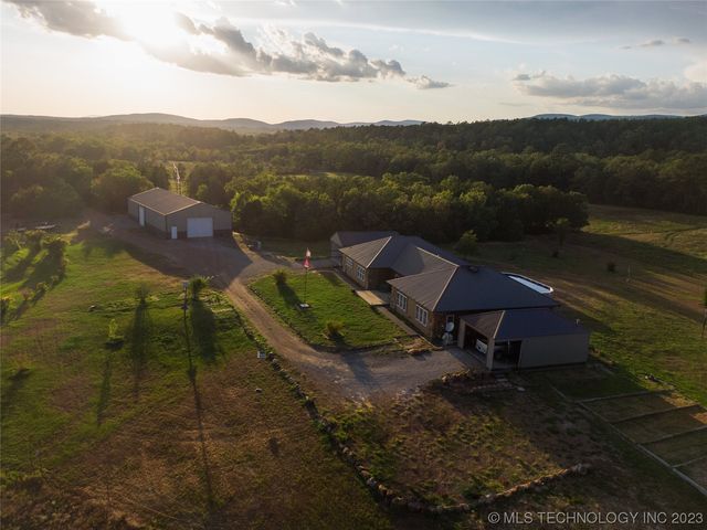 57004 290th Ave, Muse, OK 74949