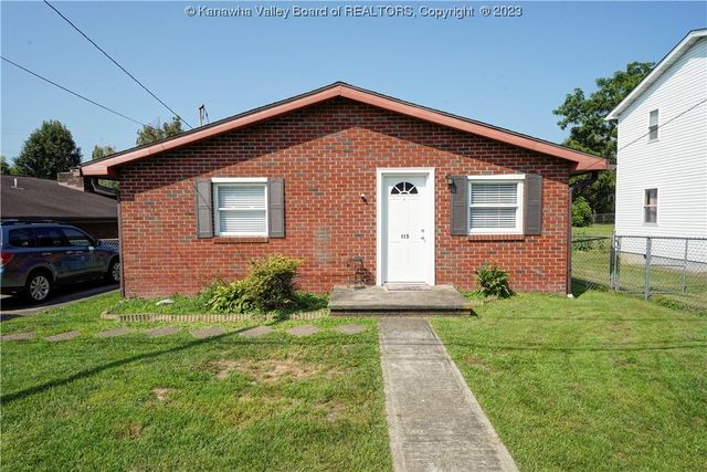 115 3rd St, Culloden, WV 25510