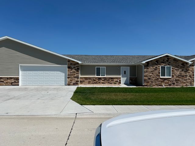 327 Josh Ave #3, Grand Island, NE 68803