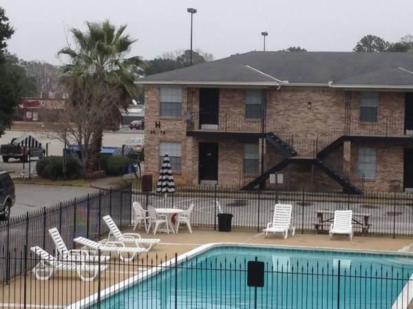 Rondo Apartments - 3993 Cottage Hill Rd, Mobile, AL Apartments for Rent