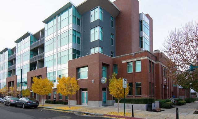 1401 Park Ave #513, Emeryville, CA 94608