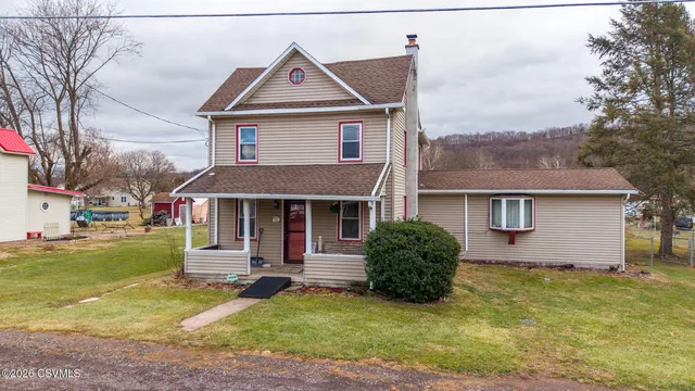 6520 3rd St, Bloomsburg, PA 17815