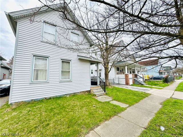 2123 W  81st St, Cleveland, OH 44102