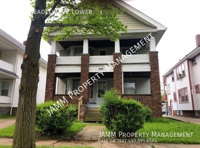 11513 Headley Ave, Cleveland, OH 44111