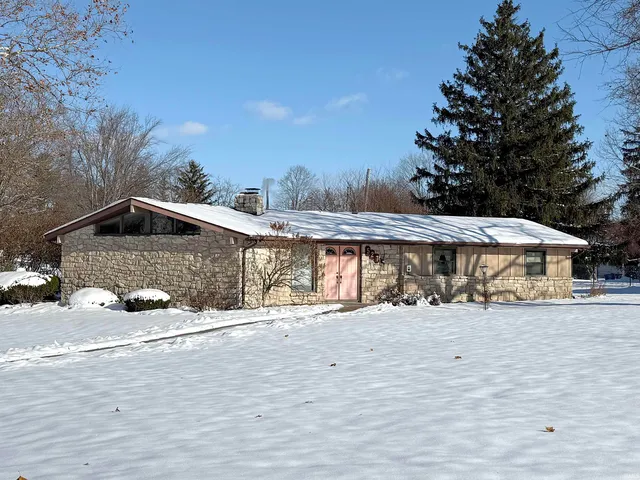 527 E  Jefferson St, Columbia City, IN 46725