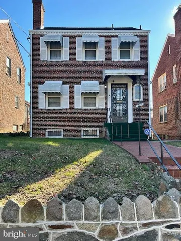 39 Kennedy St NE, Washington, DC 20011