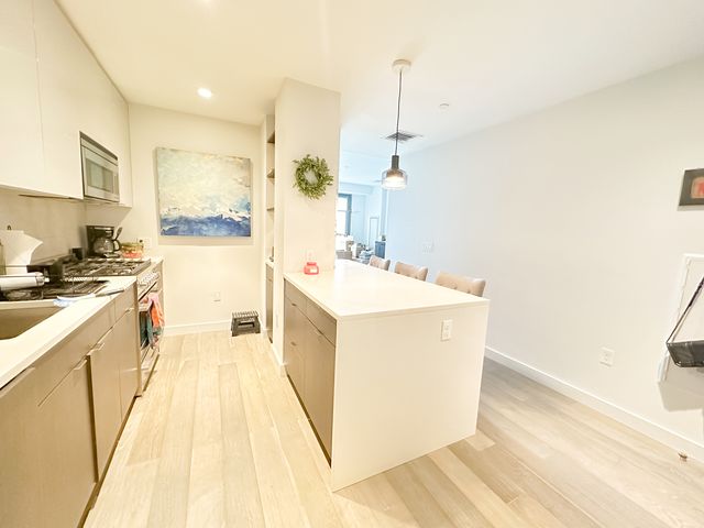 375 Canal St   #616, Somerville, MA 02145