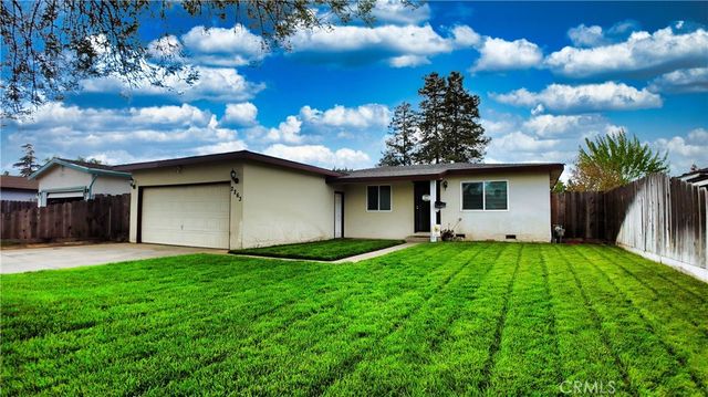 2263 1st St, Atwater, CA 95301