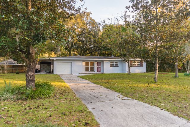 641 NW 34th Ter, Gainesville, FL 32607