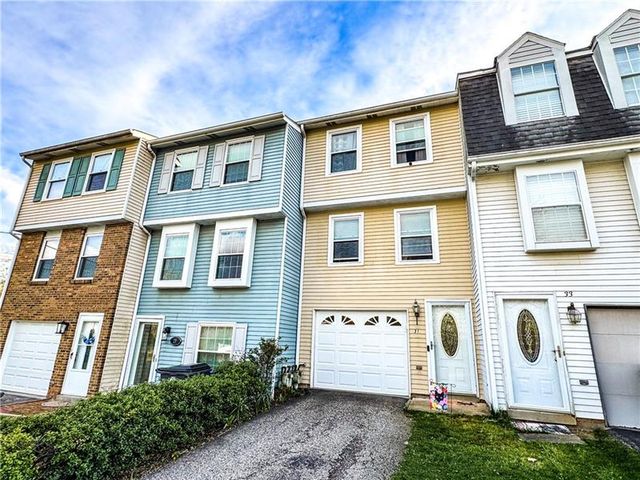 31 Meanor St, Imperial, PA 15126