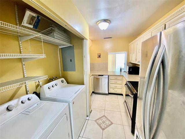 2950 NW 106th Ave #5, Fort Lauderdale, FL 33322