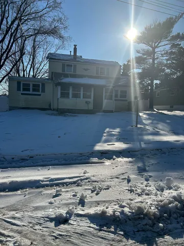 411 Montclair Dr, Pleasantville, NJ 08232