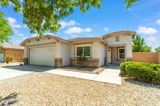 45722 Palm Ln, Lancaster, CA 93535
