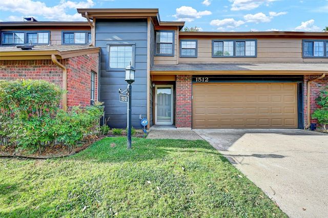 1512 Brentwood Dr, Irving, TX 75061