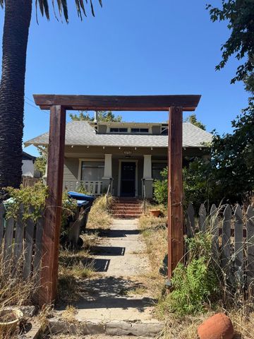 1743 Laurel Ave, Solvang, CA 93463