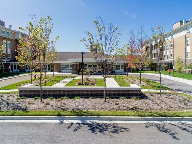 2150 Founders Dr   #342, Northbrook, IL 60062