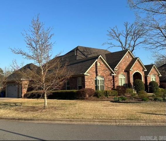 122 River Valley Loop, Maumelle, AR 72113