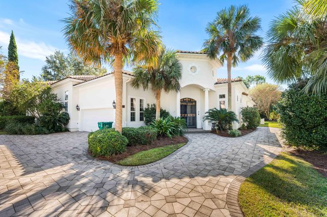 455 Admiral Ct, Destin, FL 32541