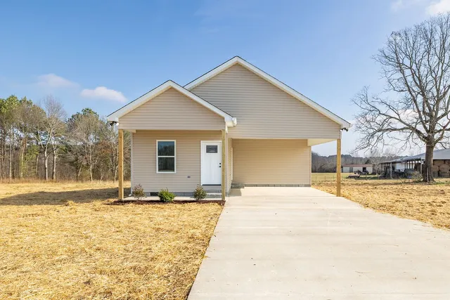 60 Jordan Rd, Lawrenceburg, TN 38464