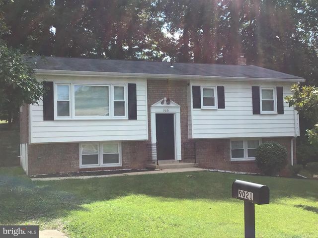 9021 Dixon Dr, Clinton, MD 20735