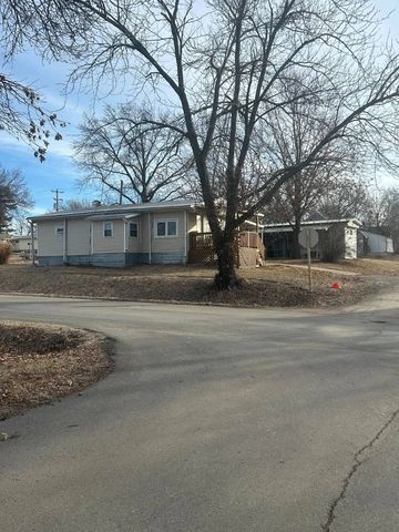 104&110 E  Missouri Ave, Memphis, MO 63555