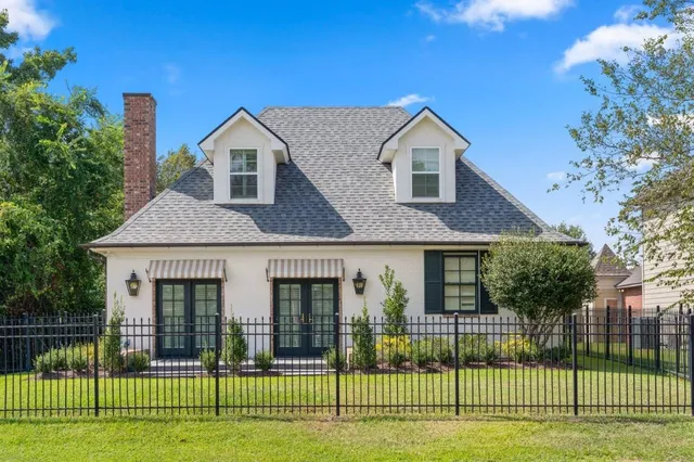 801 Saint Anthony St #E, Lake Charles, LA 70601