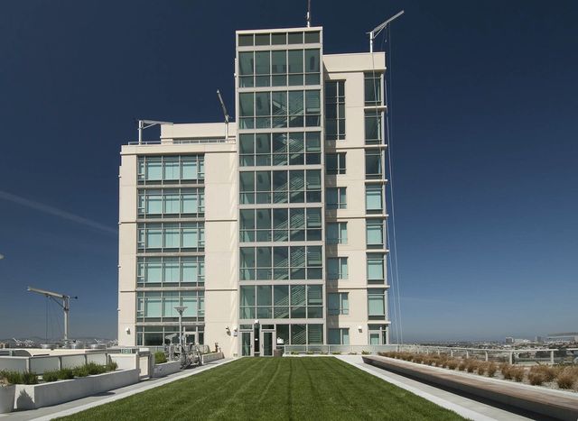 100 Grand Ave #1702, Oakland, CA 94612