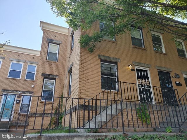 2925 W  North Ave, Baltimore, MD 21216