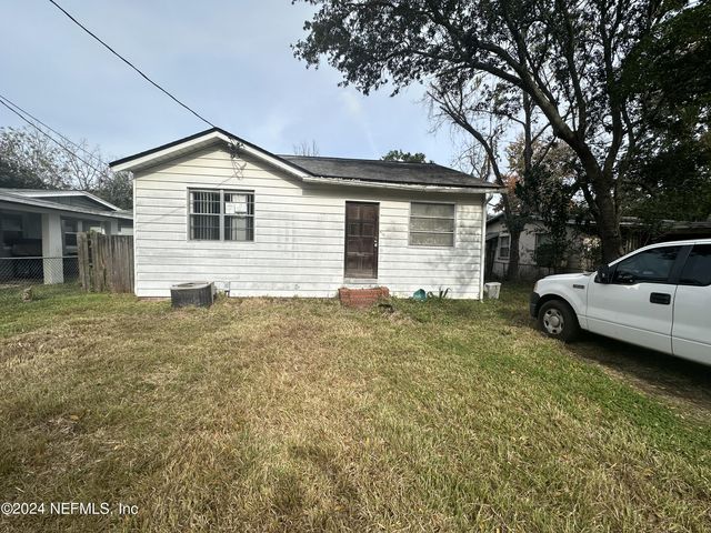5123 Colonial Ave, Jacksonville, FL 32210
