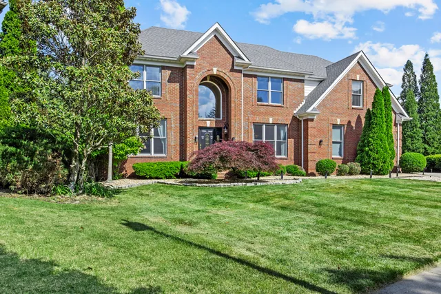 1301 Mumford Ln, Lexington, KY 40513