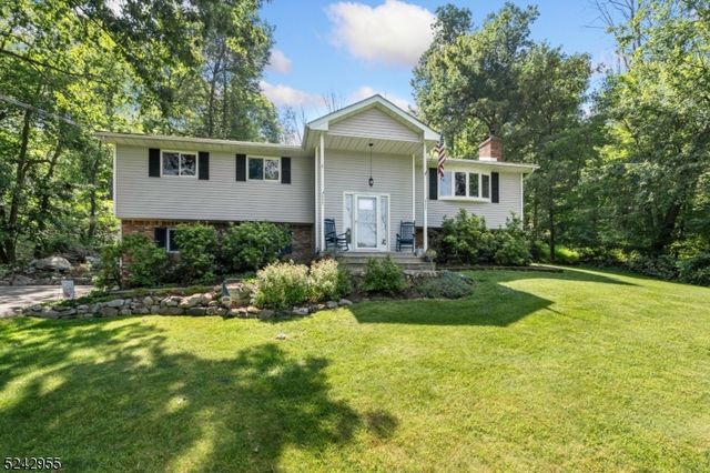 60 Marble Hill Rd, Great Meadows, NJ 07838