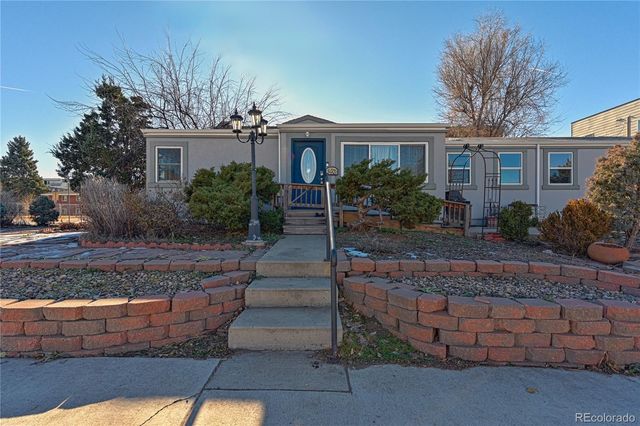 3401 S Downing Street, Englewood, CO 80113
