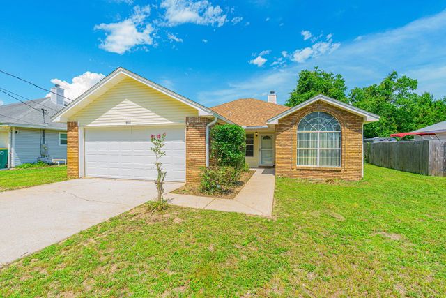 451 Chris Ln, Mary Esther, FL 32569