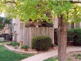 12780 W  110th Ter, Overland Park, KS 66210