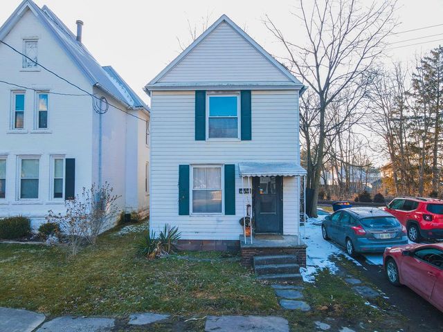 52 N  Gamble St, Shelby, OH 44875